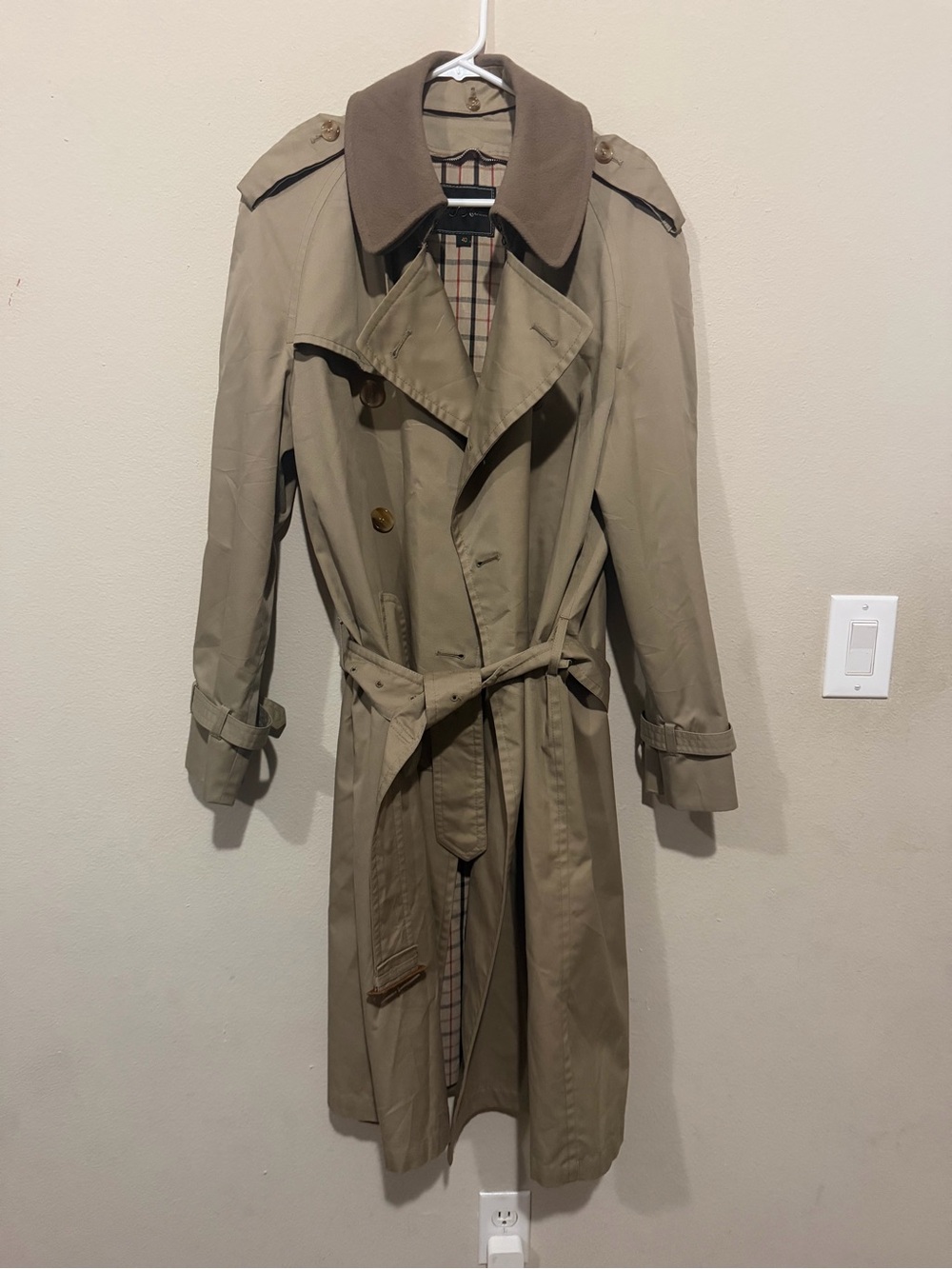 Women’s Classic Trench Coat - Khaki